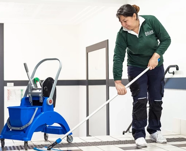 Cleaning of common areas in buildings in Falaises de Scarborough M1R 0A2