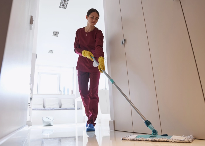 Cleaning of common areas in buildings in Saanich V8X 1B4