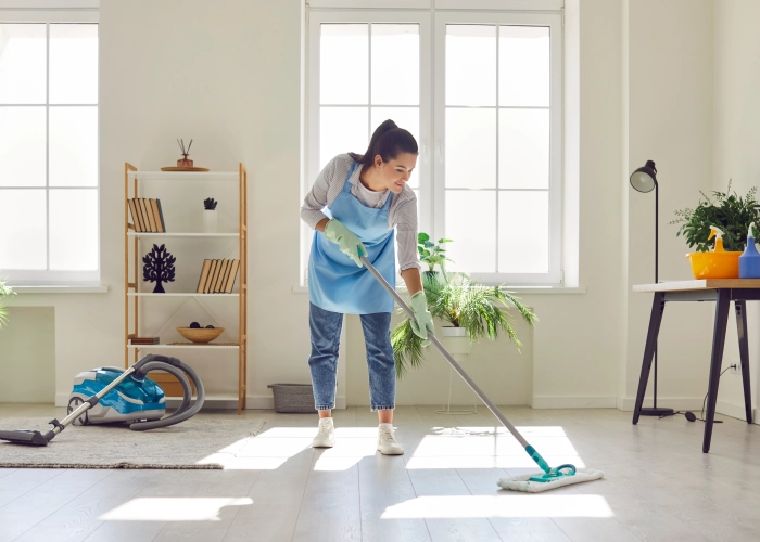 Cleaning company in Yorkville M3M 0A2