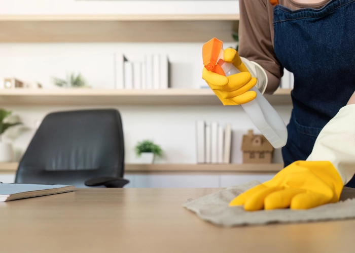 Office cleaning in Toronto M6K 0A2