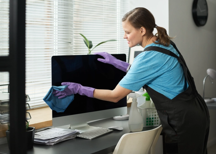 Office cleaning in Montréal H2L 0A2