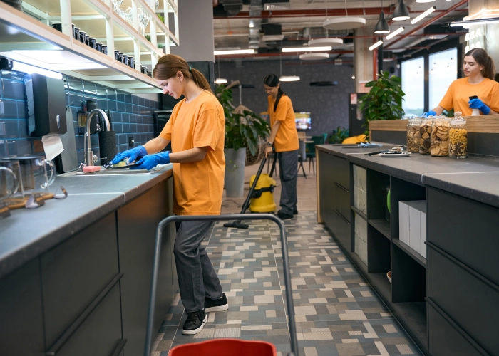 Office cleaning in Toronto M4K 0A2